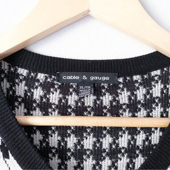 Black and White Women's Cardigan - Picture 5 of 7